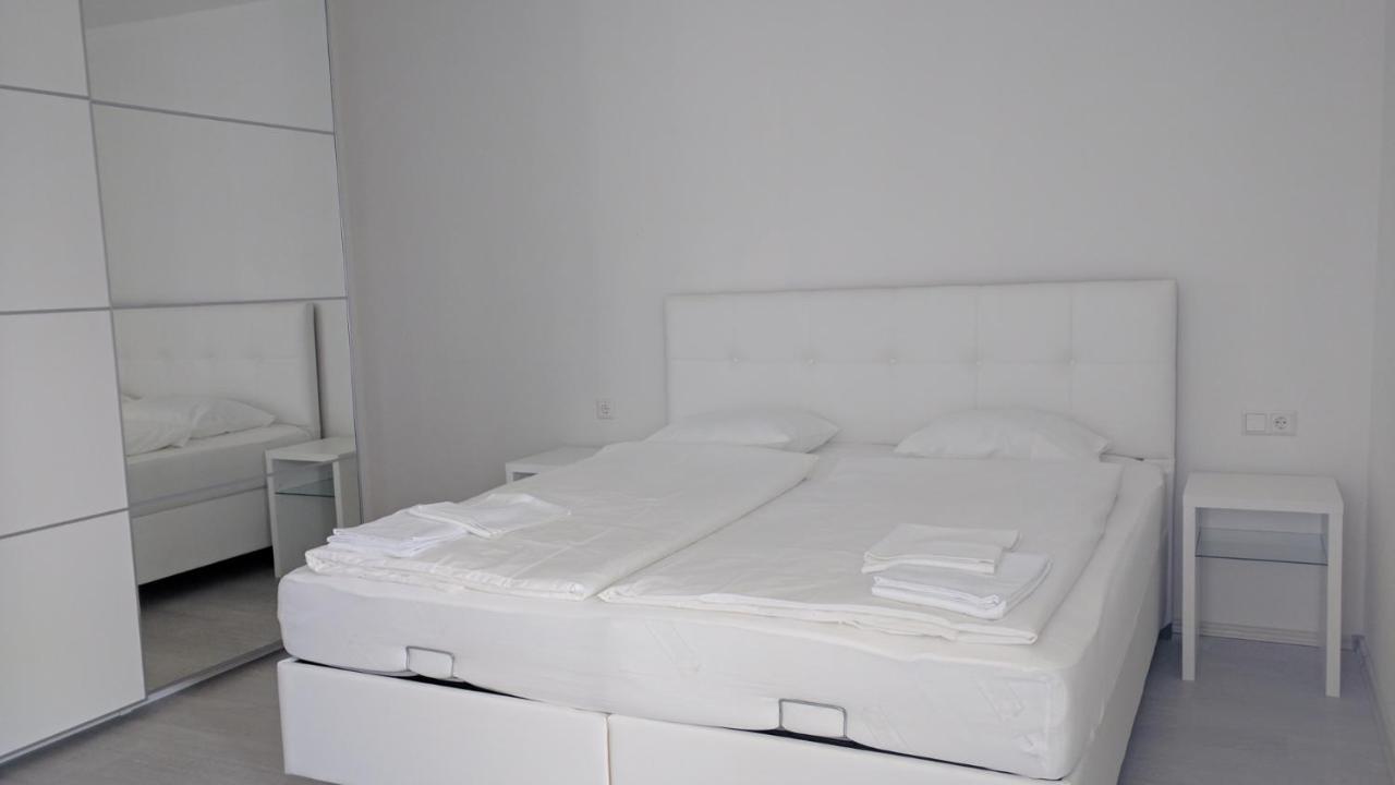 204 Paris 59M2 4-8 Pers Extr Bedroom 克拉根福 外观 照片
