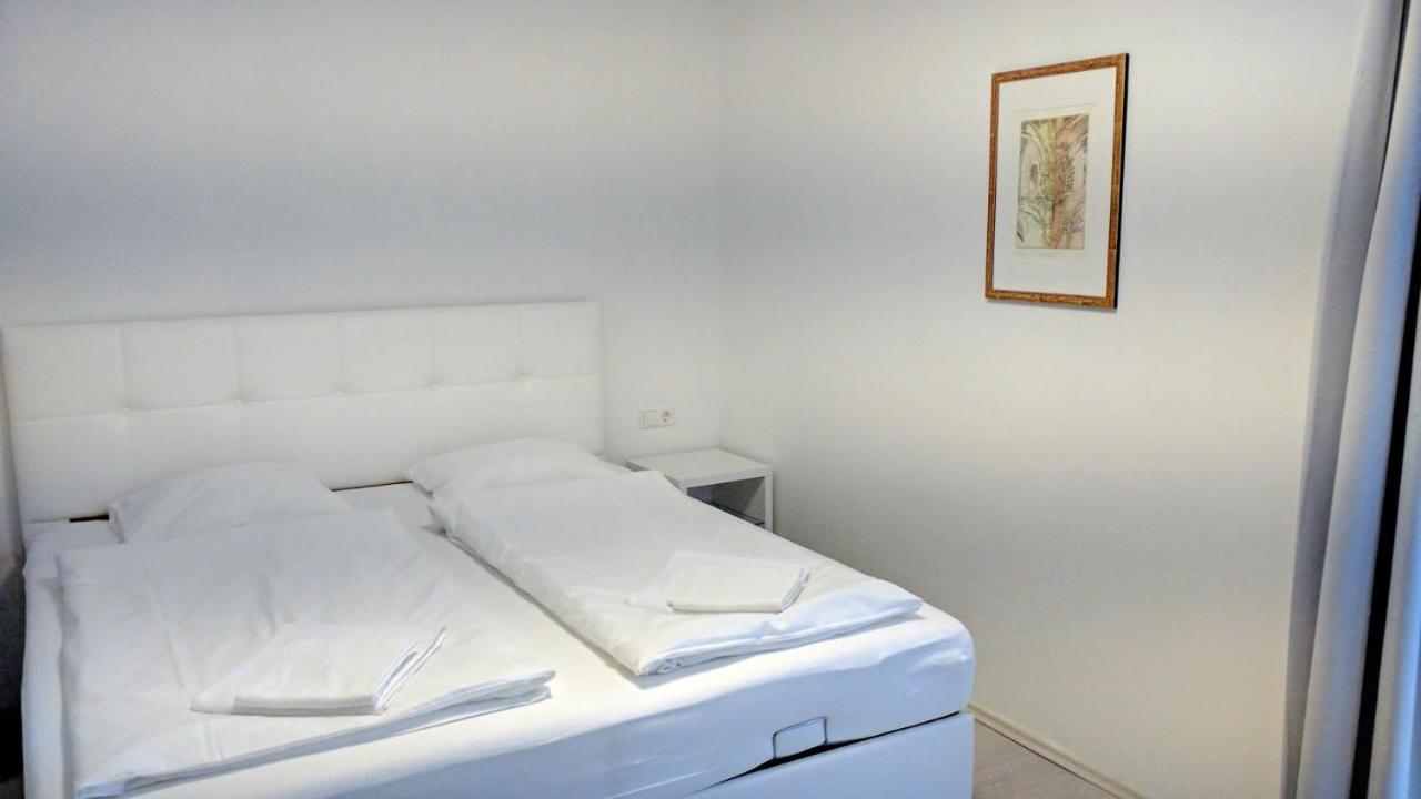 204 Paris 59M2 4-8 Pers Extr Bedroom 克拉根福 外观 照片